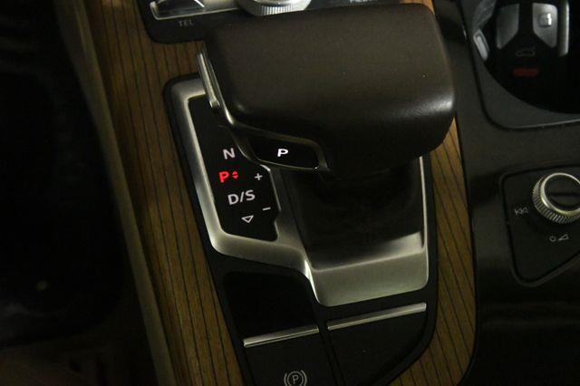 2017 Audi Q7 Premium Plus w/ Virtual Cockpi photo