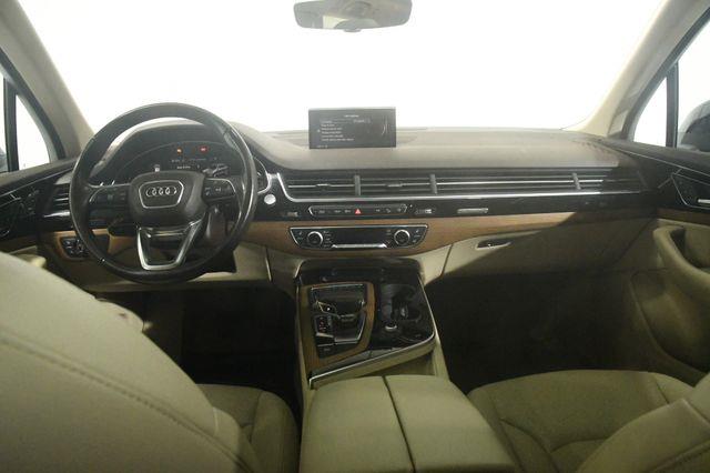 2017 Audi Q7 Premium Plus w/ Virtual Cockpi photo