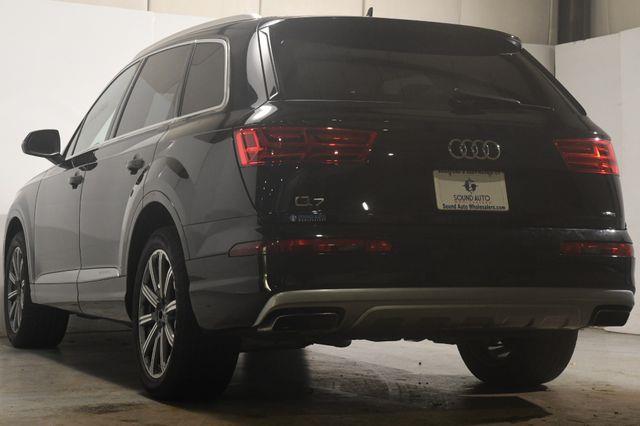 2017 Audi Q7 Premium Plus w/ Virtual Cockpi photo