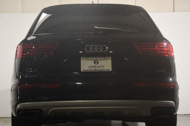 2017 Audi Q7 Premium Plus w/ Virtual Cockpi photo