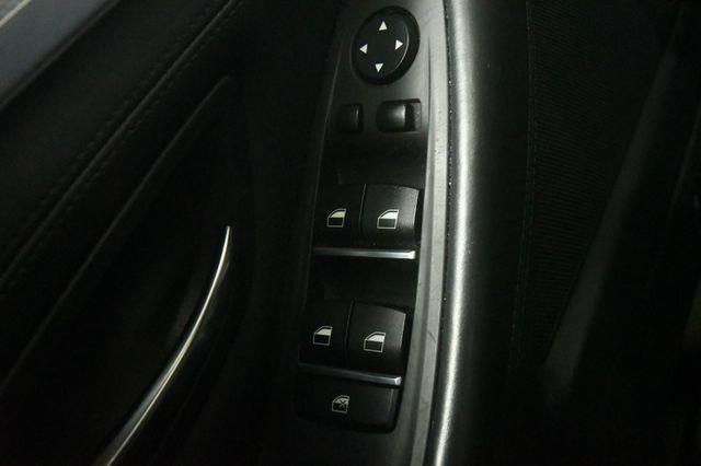 2015 BMW 5-Series 535d Xdrive M Sport Blind Spot photo
