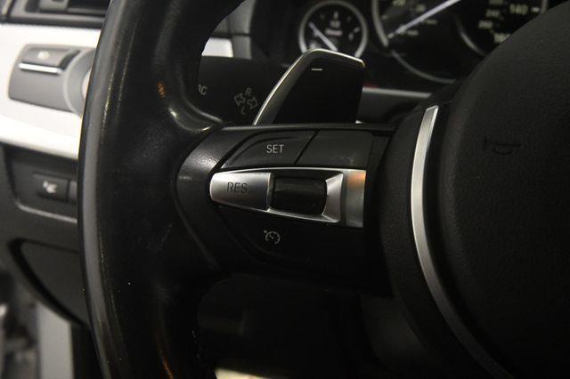2015 BMW 5-Series 535d Xdrive M Sport Blind Spot photo