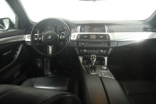 2015 BMW 5-Series 535d Xdrive M Sport Blind Spot photo