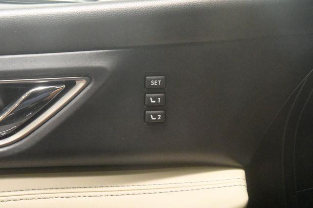 2019 Subaru Ascent Limited photo