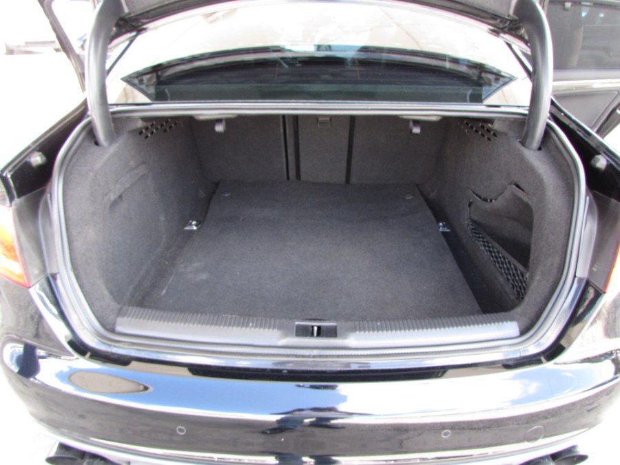 2012 Audi S4 3.0T quattro Prestige photo