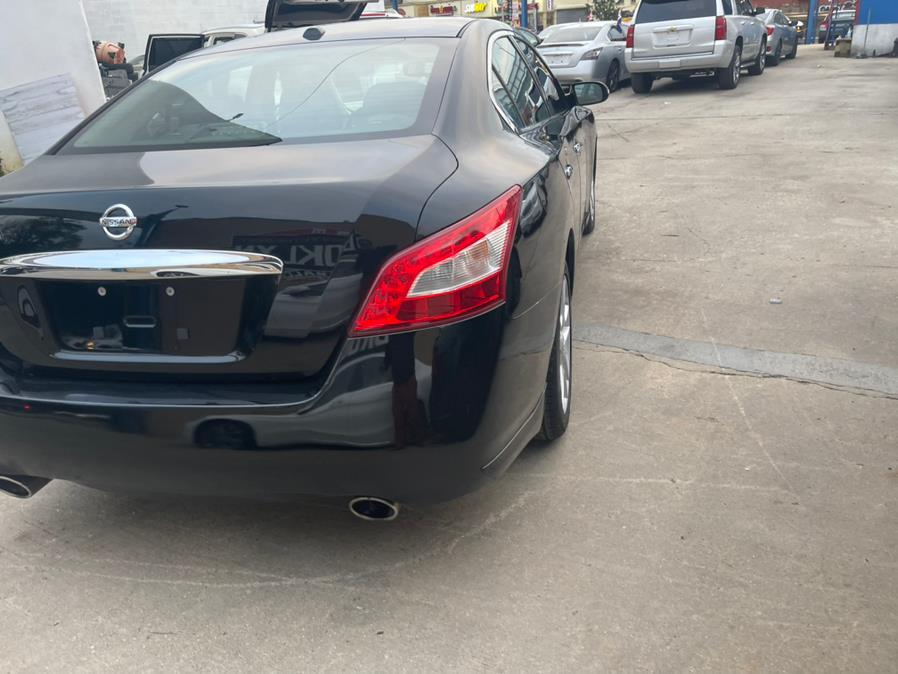 2011 Nissan Maxima 3.5 S photo
