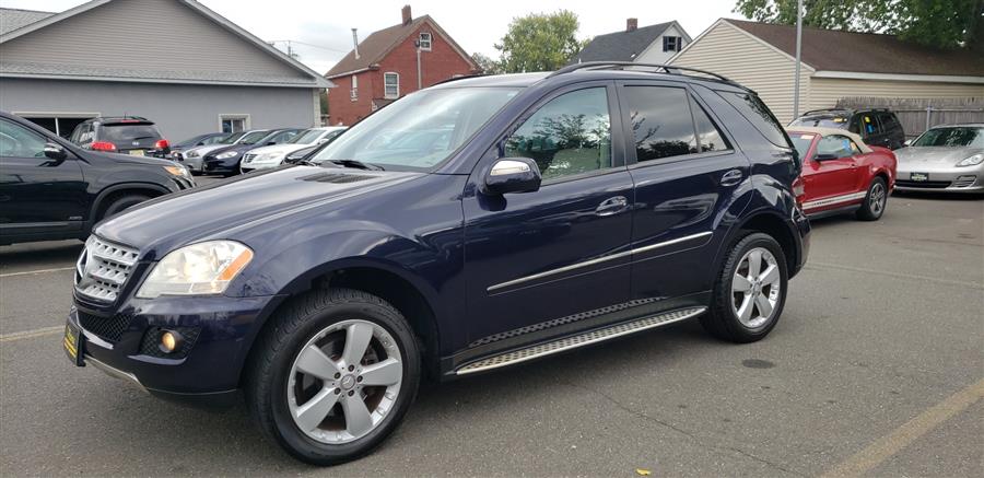 2009 Mercedes-Benz M-Class ML350 photo