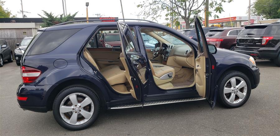 2009 Mercedes-Benz M-Class ML350 photo