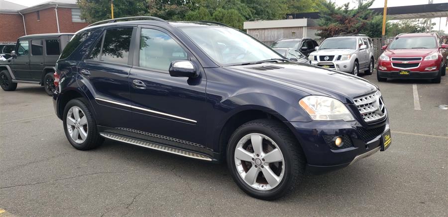 2009 Mercedes-Benz M-Class ML350 photo