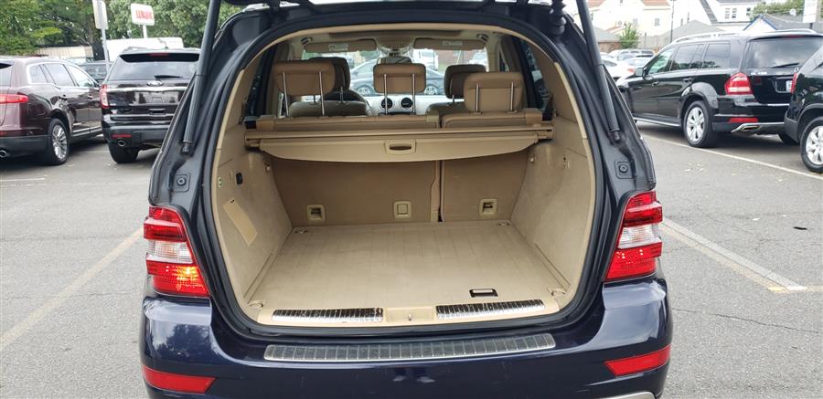 2009 Mercedes-Benz M-Class ML350 photo