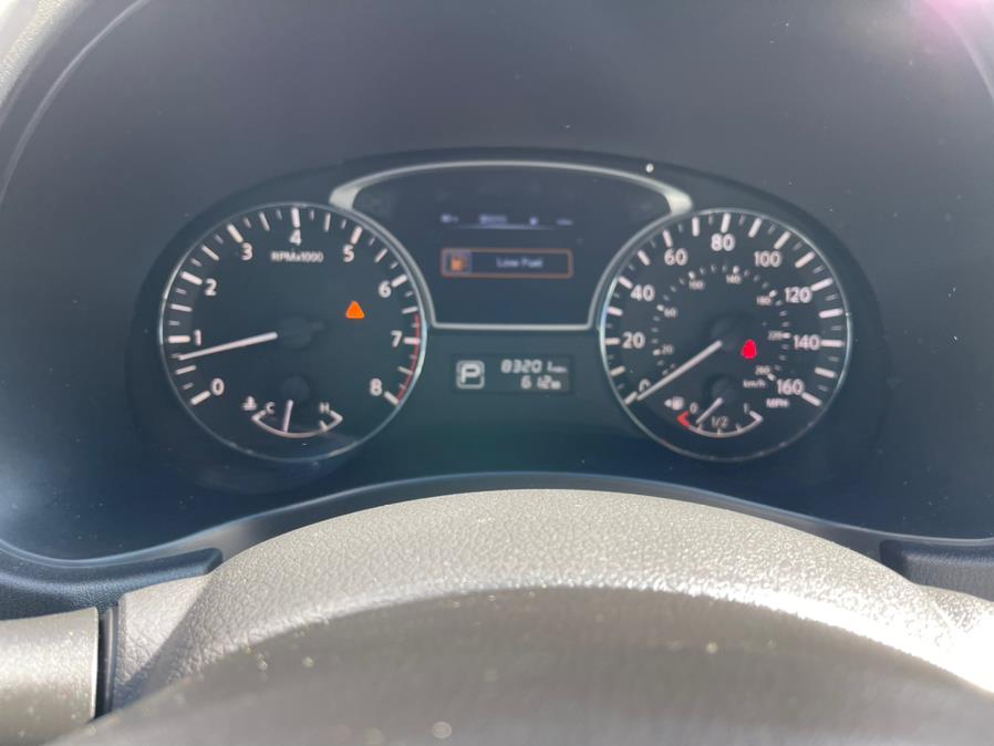 2015 Nissan Pathfinder 4WD 4dr SV photo