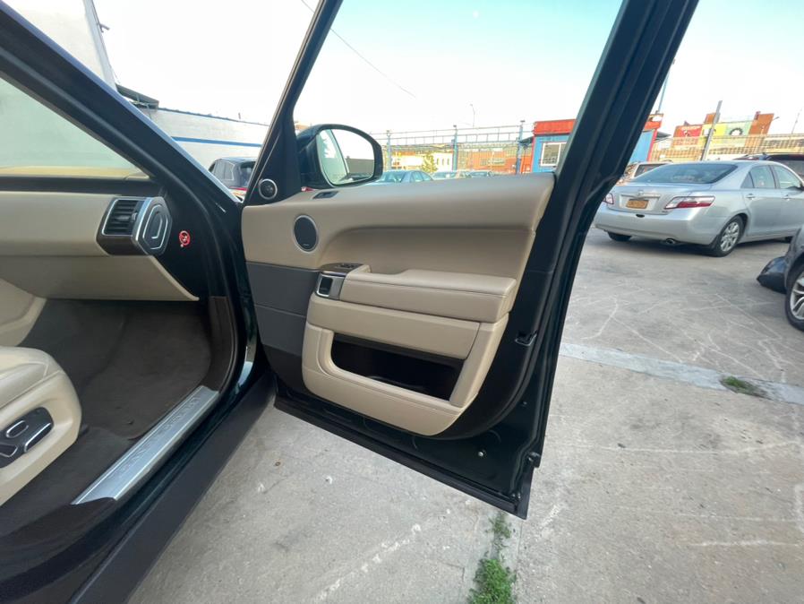 2015 Land Rover Range Rover Sport 4WD 4dr HSE photo