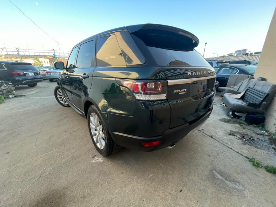 2015 Land Rover Range Rover Sport 4WD 4dr HSE photo