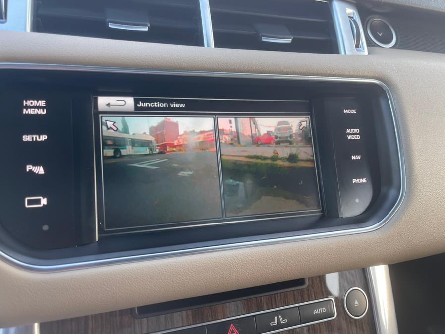 2015 Land Rover Range Rover Sport 4WD 4dr HSE photo