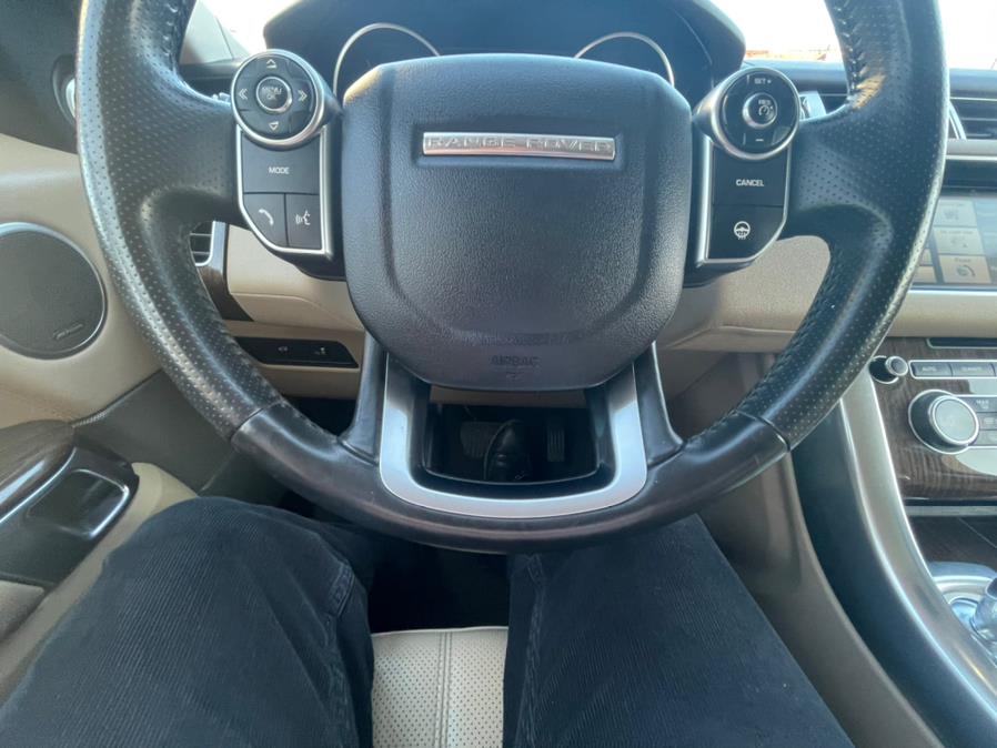 2015 Land Rover Range Rover Sport 4WD 4dr HSE photo