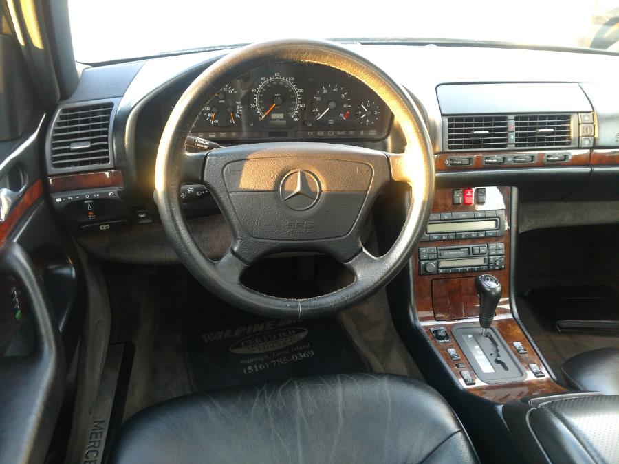 1996 Mercedes-Benz S-Class S320 photo