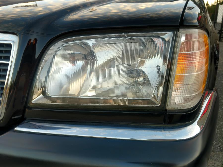 1996 Mercedes-Benz S-Class S320 photo