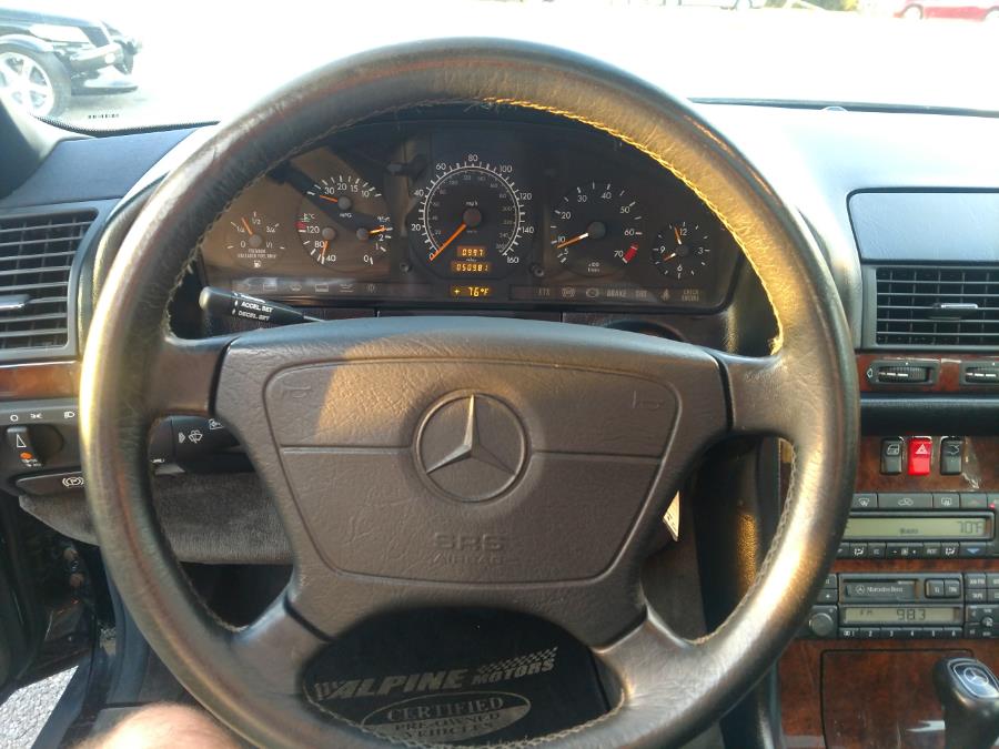 1996 Mercedes-Benz S-Class S320 photo