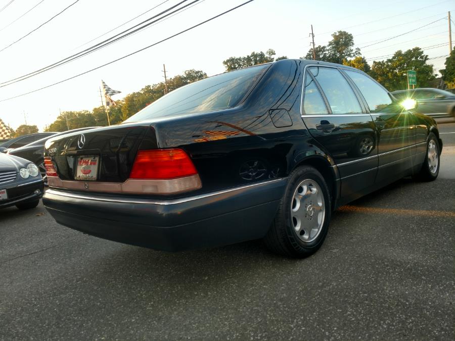 1996 Mercedes-Benz S-Class S320 photo
