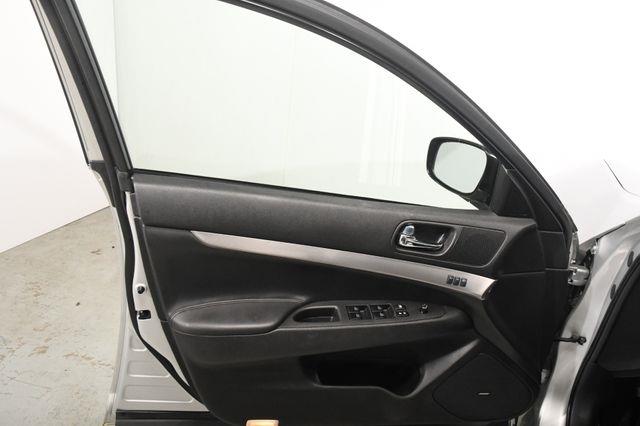 2013 Infiniti MDX x photo