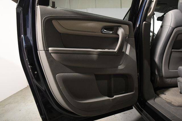 2015 Chevrolet Traverse LS photo