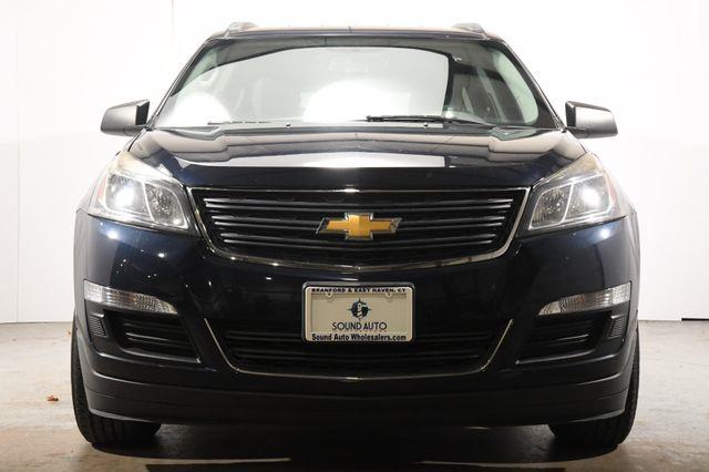 2015 Chevrolet Traverse LS photo