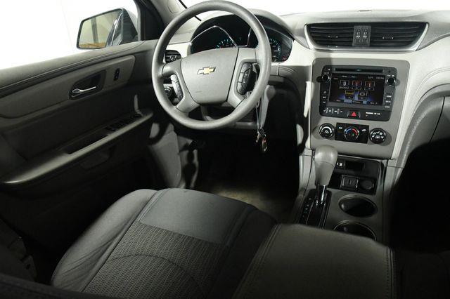 2015 Chevrolet Traverse LS photo