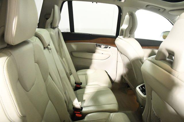 2016 Volvo XC90 T6 Inscription photo