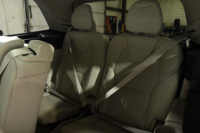2016 Volvo XC90 T6 Inscription photo