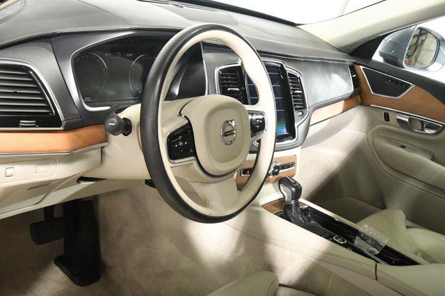 2016 Volvo XC90 T6 Inscription photo