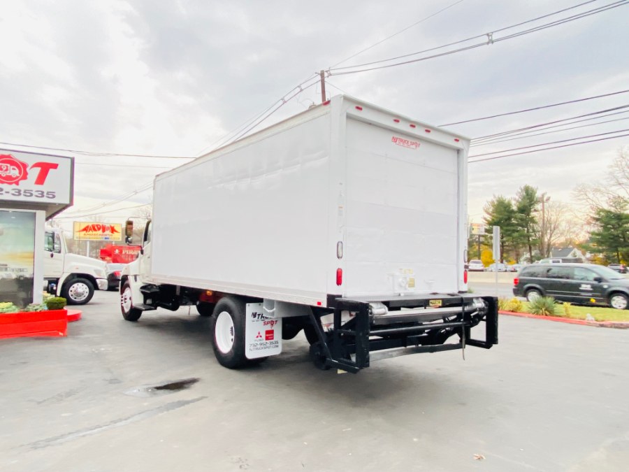 2011 Hino 268 20 FEET DRY BOX + LIFT GATE +  photo