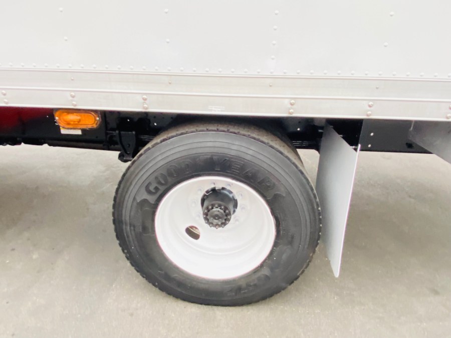 2011 Hino 268 20 FEET DRY BOX + LIFT GATE +  photo