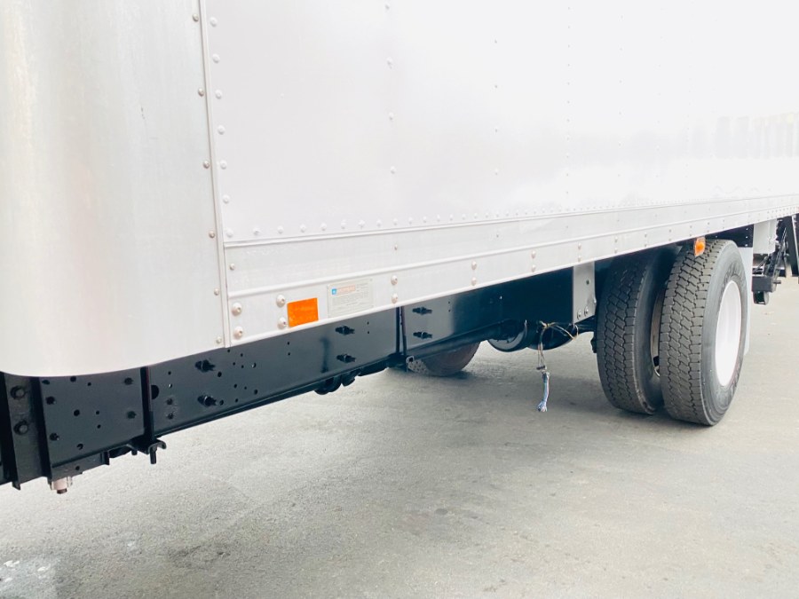 2011 Hino 268 20 FEET DRY BOX + LIFT GATE +  photo