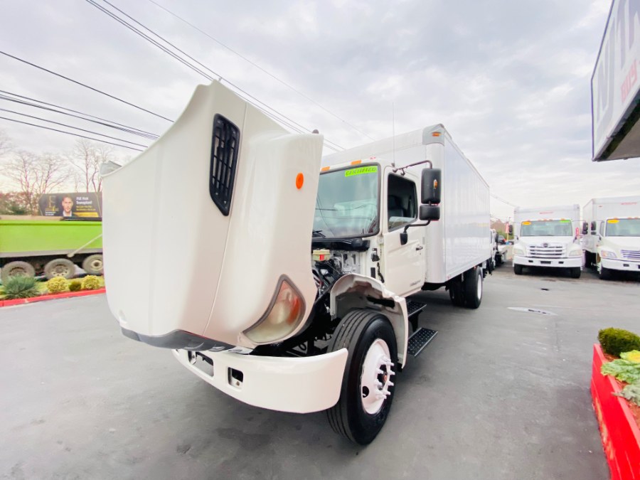 2011 Hino 268 20 FEET DRY BOX + LIFT GATE +  photo