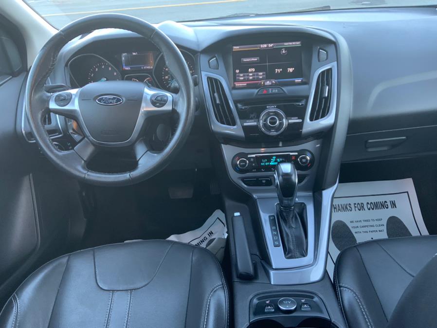 2014 Ford Focus Titanium photo