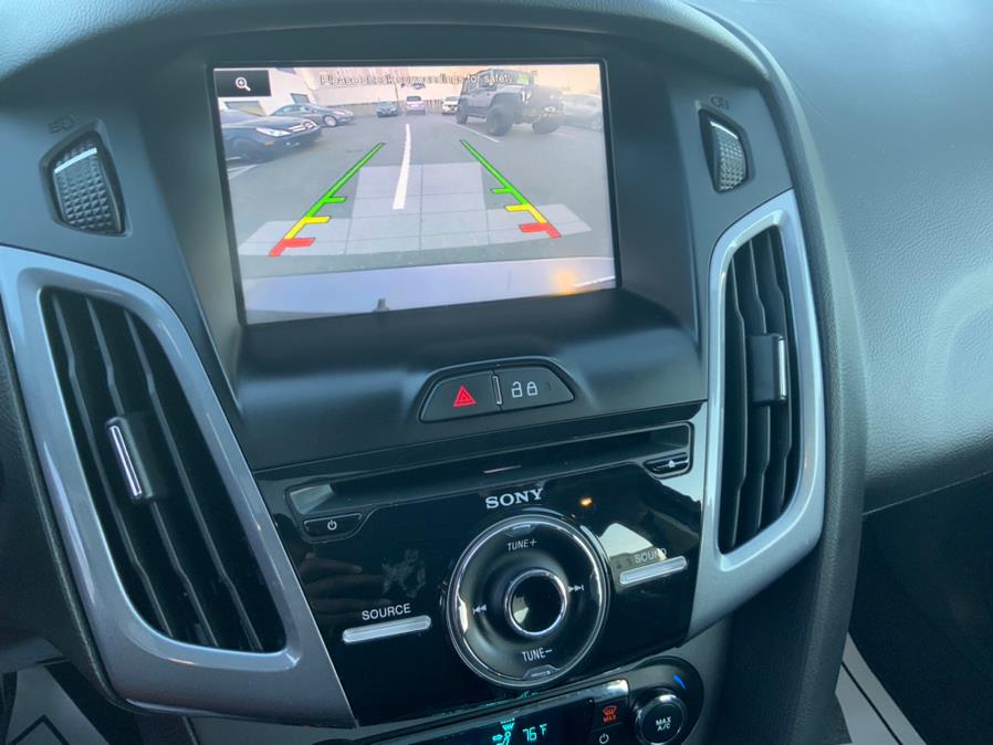2014 Ford Focus Titanium photo