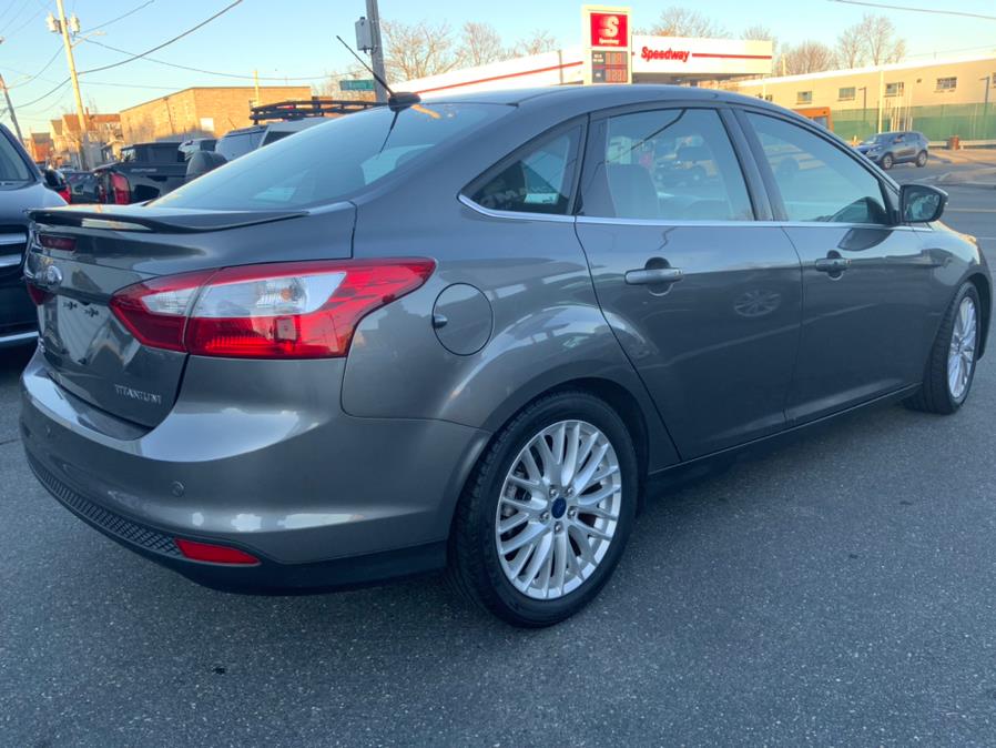 2014 Ford Focus Titanium photo