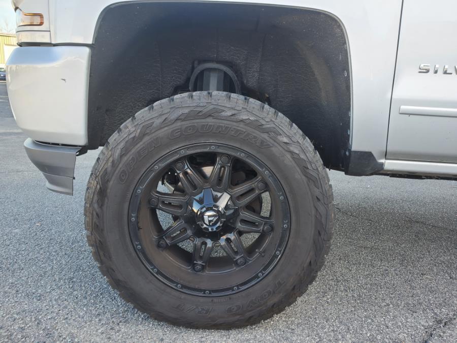 2017 Chevrolet Silverado 1500 4WD Crew Cab 143.5
