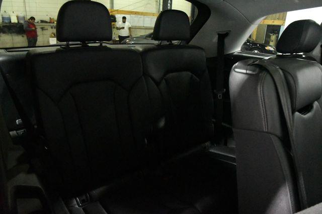 2017 Audi Q7 Premium Plus photo