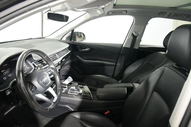 2017 Audi Q7 Premium Plus photo