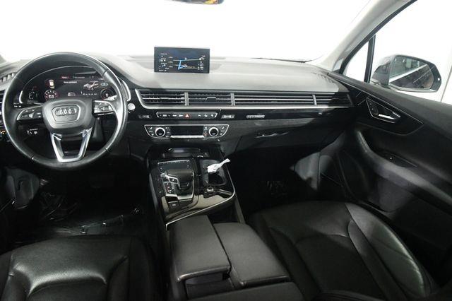 2017 Audi Q7 Premium Plus photo
