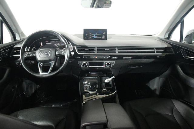 2017 Audi Q7 Premium Plus photo