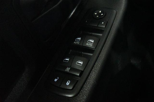 2016 RAM 1500 Tradesman photo