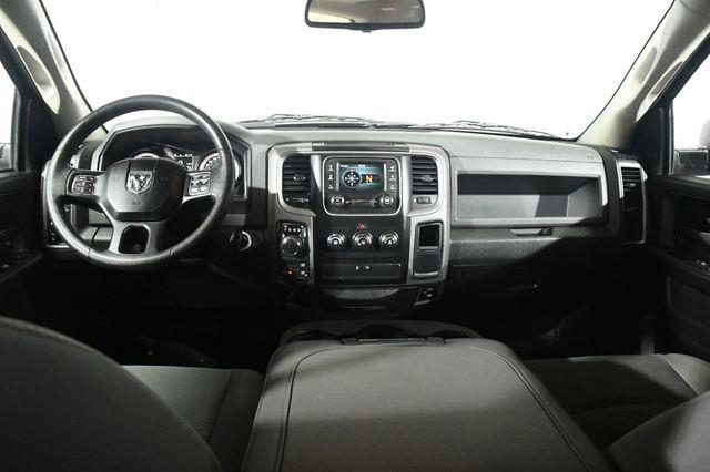 2016 RAM 1500 Tradesman photo