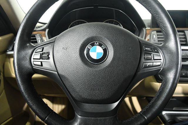 2015 BMW 3-Series 320i Xdrive AWD photo
