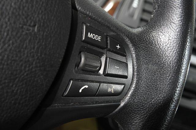 2015 BMW 3-Series 320i Xdrive AWD photo