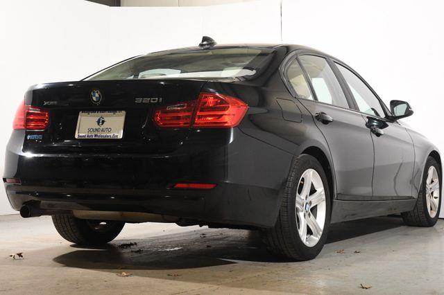 2015 BMW 3-Series 320i Xdrive AWD photo