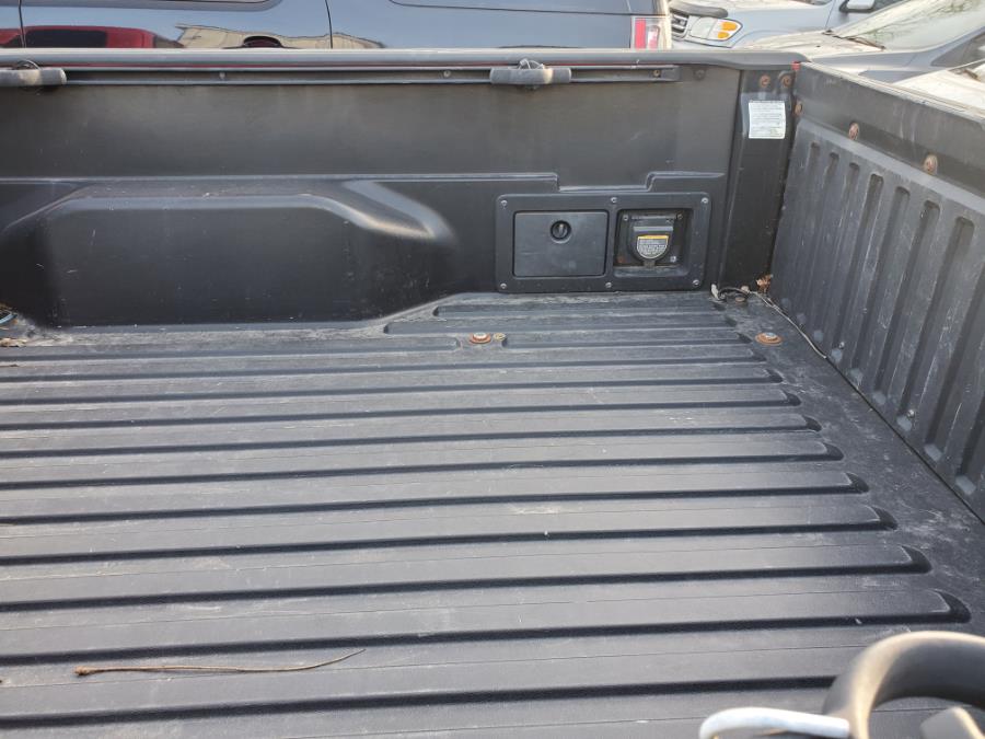 2005 Toyota Tacoma V6 photo