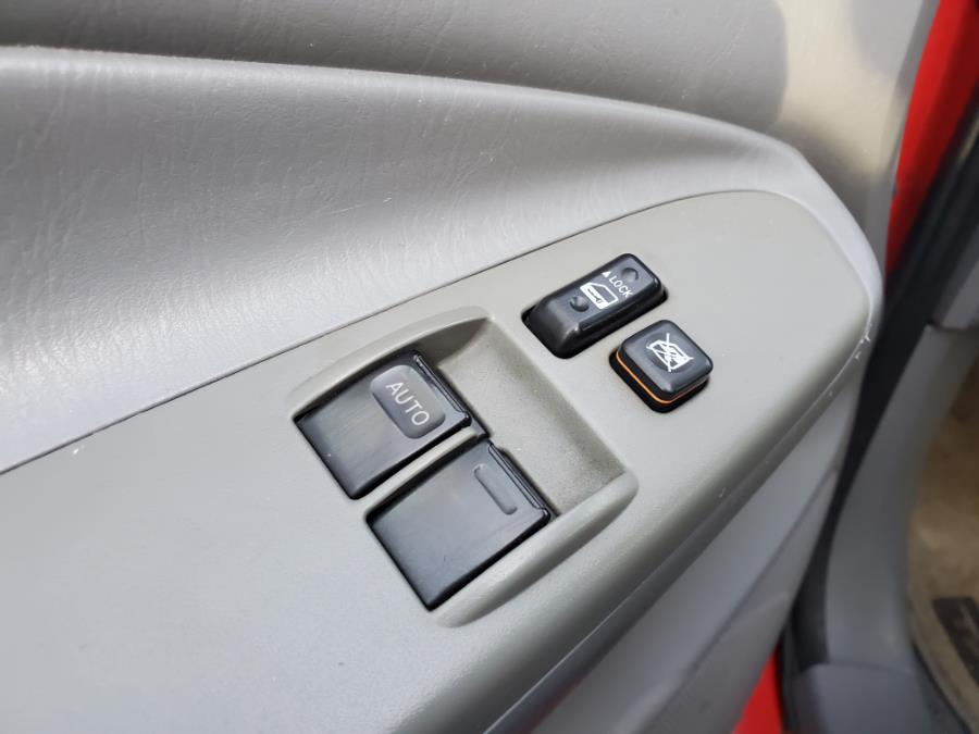 2005 Toyota Tacoma V6 photo