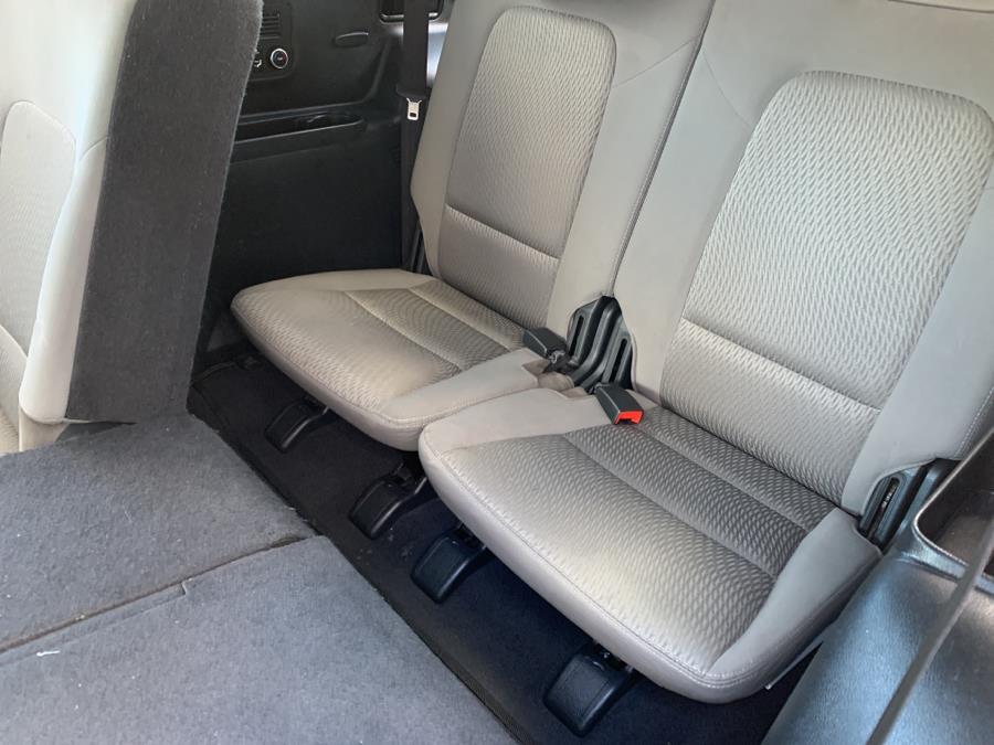 2016 Hyundai Santa Fe AWD 4dr SE photo